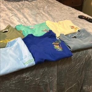 Casual Green and Yellow Tops for Warm Weather